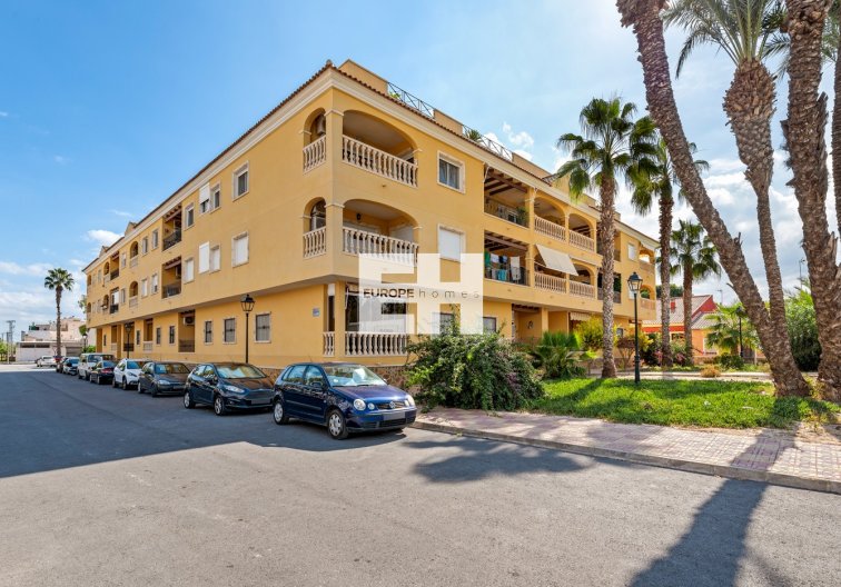 Apartamento  - Segunda mano - Jacarilla - Inland