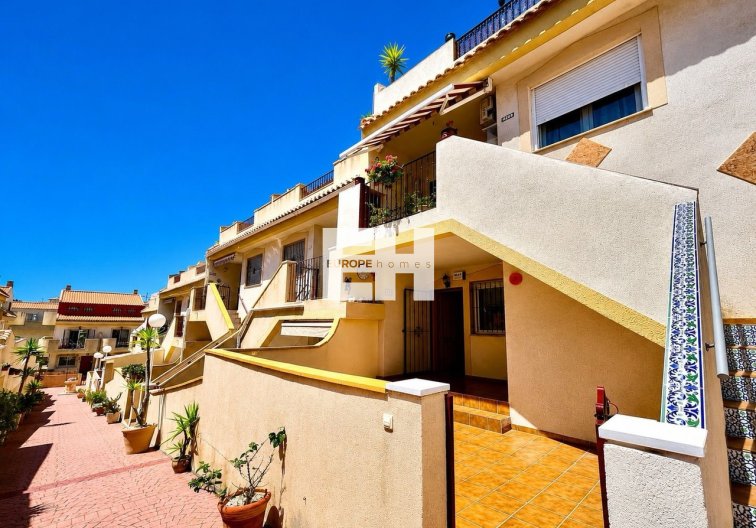 Apartamento  - Segunda mano - La Zenia - Costa Blanca