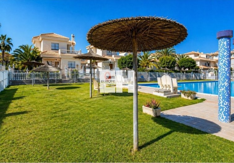 Apartamento  - Segunda mano - Orihuela Costa - Costa Blanca