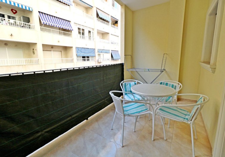 Apartamento  - Segunda mano - Torrevieja - Acequion