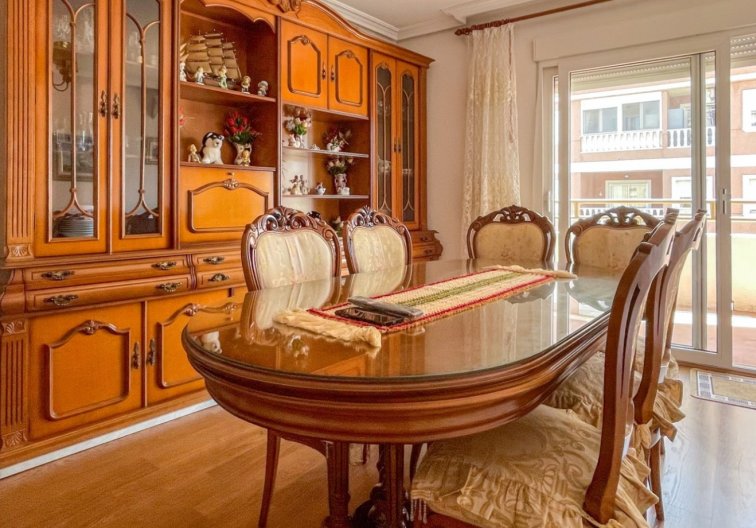 Apartamento  - Segunda mano - Torrevieja - Costa Blanca