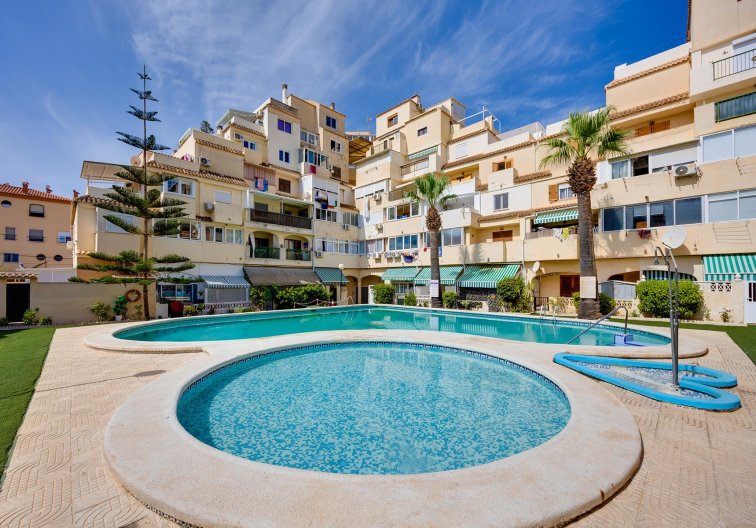 Apartamento  - Segunda mano - Torrevieja - Costa Blanca