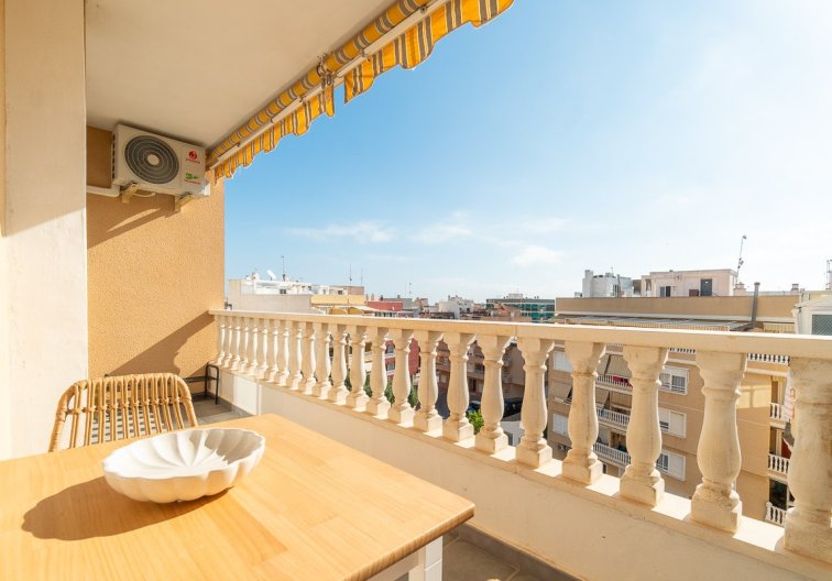 Apartamento  - Segunda mano - Torrevieja - Costa Blanca