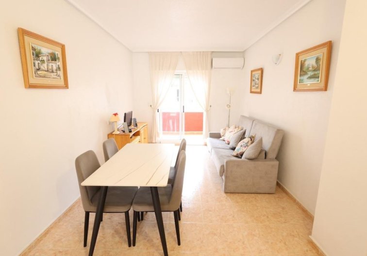 Apartamento  - Segunda mano - Torrevieja - Costa Blanca