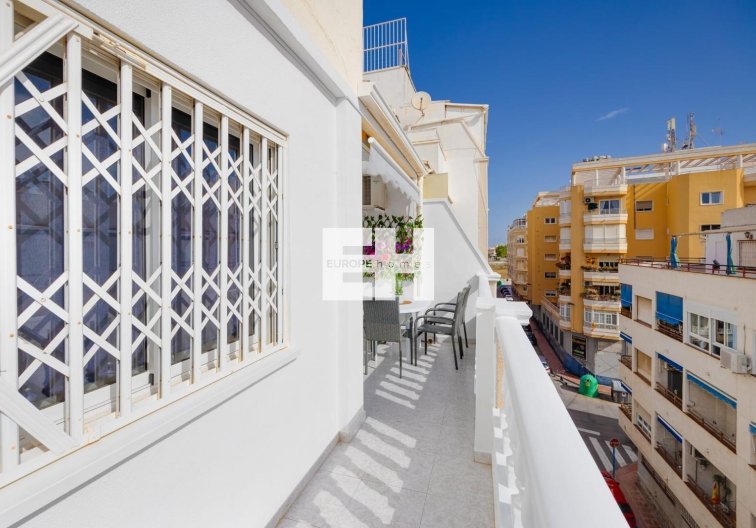Apartamento  - Segunda mano - Torrevieja - Estacion De Autobuses