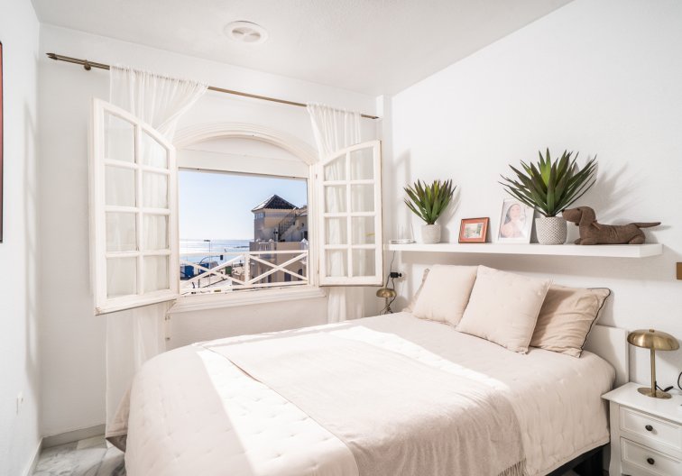 Apartment - Resale - Torrevieja - Aguas Nuevas