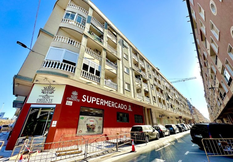 Apartment - Resale - Torrevieja - Centro