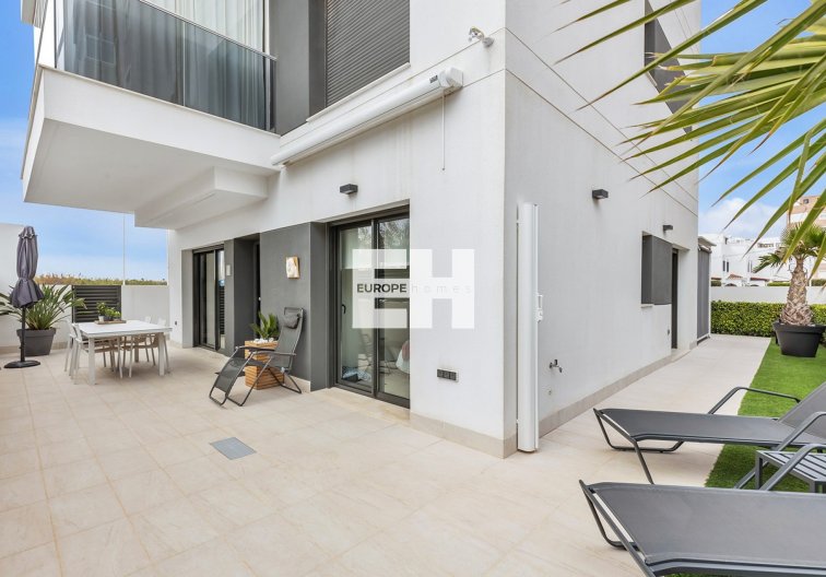 Apartment - Resale - Torrevieja - Costa Blanca