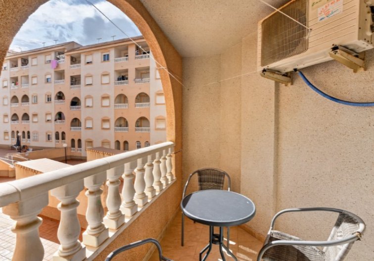 Apartment - Resale - Torrevieja - Costa Blanca