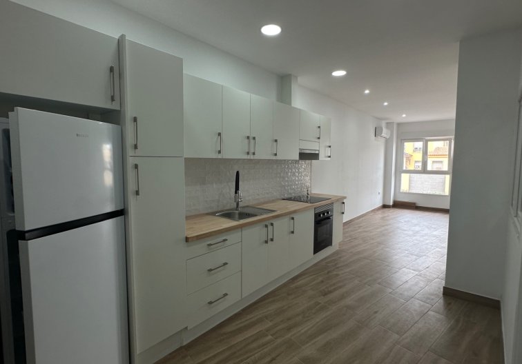Apartment - Resale - Torrevieja - Costa Blanca