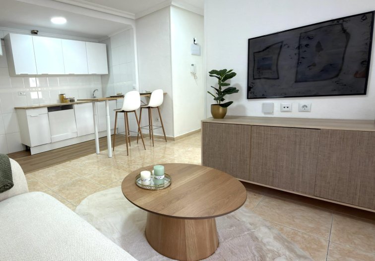 Apartment - Resale - Torrevieja - Habaneras