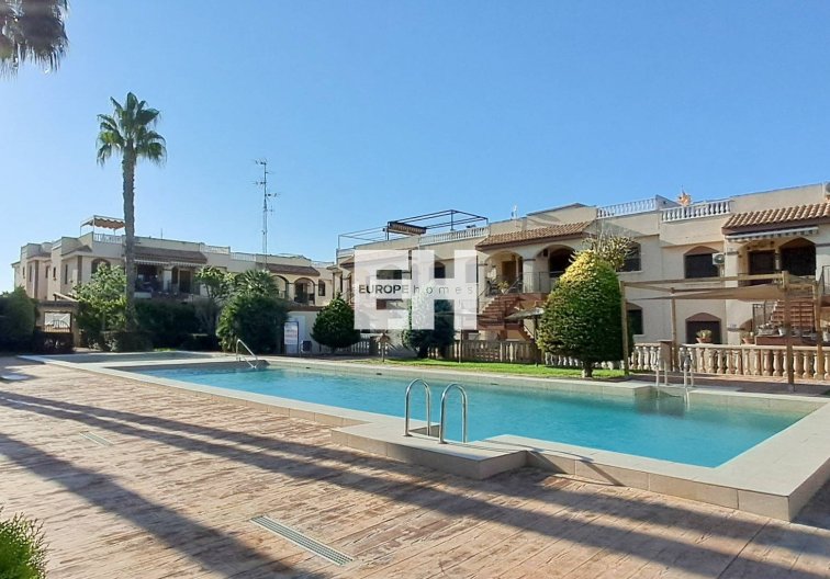 Apartment - Resale - Torrevieja - Parque Acuático - Sector 25