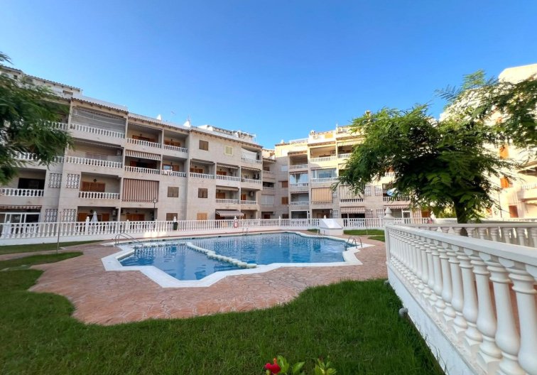 Apartment - Resale - Torrevieja - Playa de los Locos