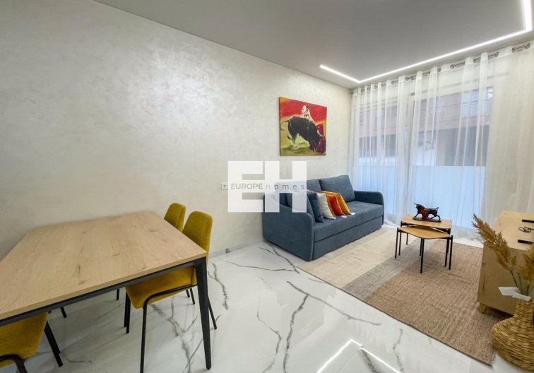 Apartment - Resale - Torrevieja - Playa del Cura