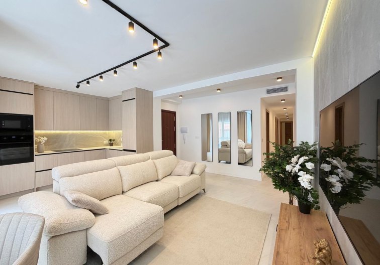 Apartment - Resale - Torrevieja - Playa del Cura