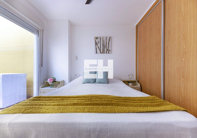 Appartement - Herverkoop - Alicante - Carolinas Bajas