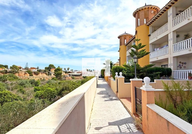 Appartement - Herverkoop - Orihuela Costa - Costa Blanca