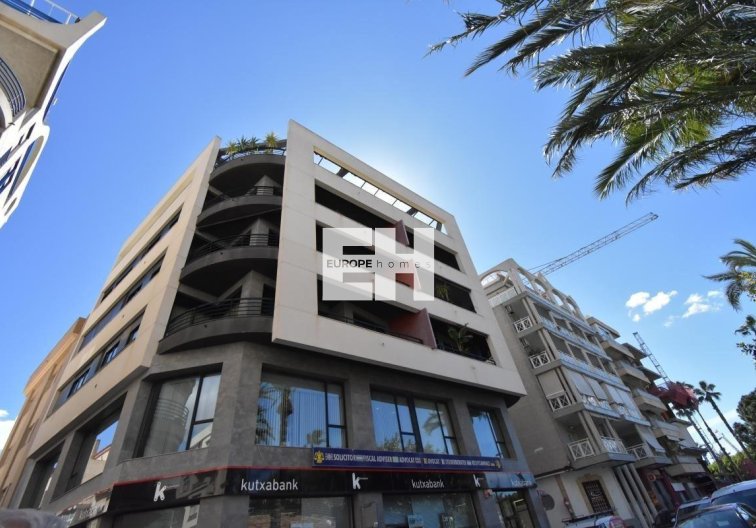Appartement - Herverkoop - Torrevieja - Centro - Muelle Pesquero