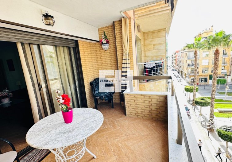 Appartement - Herverkoop - Torrevieja - Centro