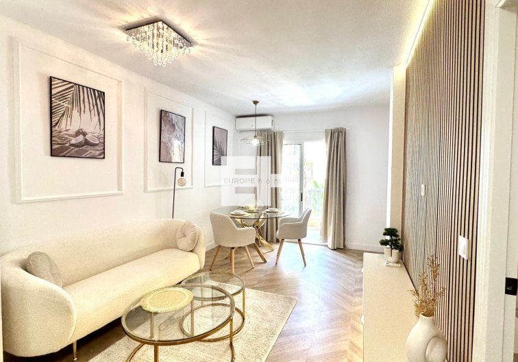 Appartement - Herverkoop - Torrevieja - Centro