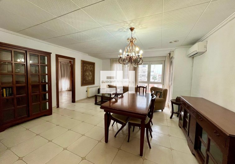 Appartement - Herverkoop - Torrevieja - Centro