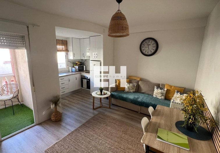 Appartement - Herverkoop - Torrevieja - Centro