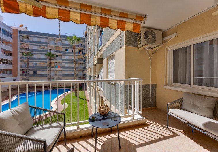 Appartement - Herverkoop - Torrevieja - Centro
