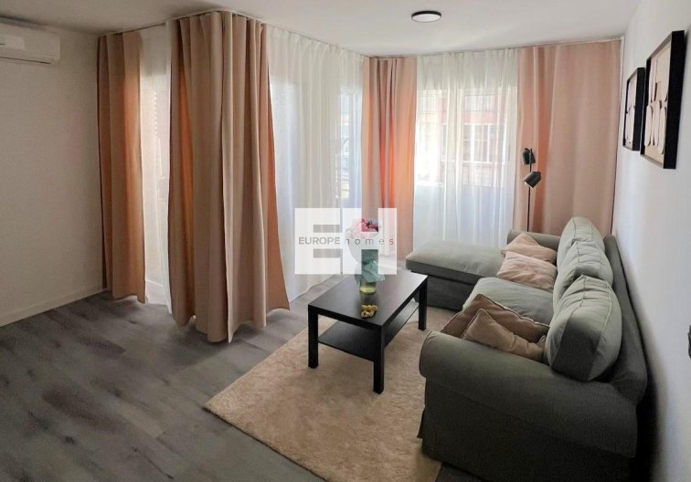 Appartement - Herverkoop - Torrevieja - Curva Del Palangre
