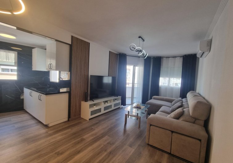 Appartement - Herverkoop - Torrevieja - Estacion De Autobuses