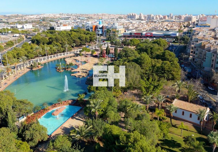 Appartement - Herverkoop - Torrevieja - Parque De Las Naciones