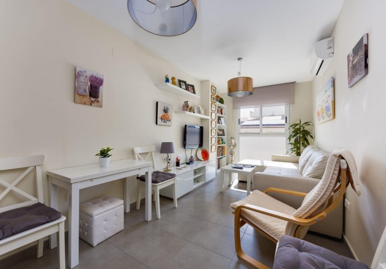 Appartement - Herverkoop - Torrevieja - Parque De Las Naciones