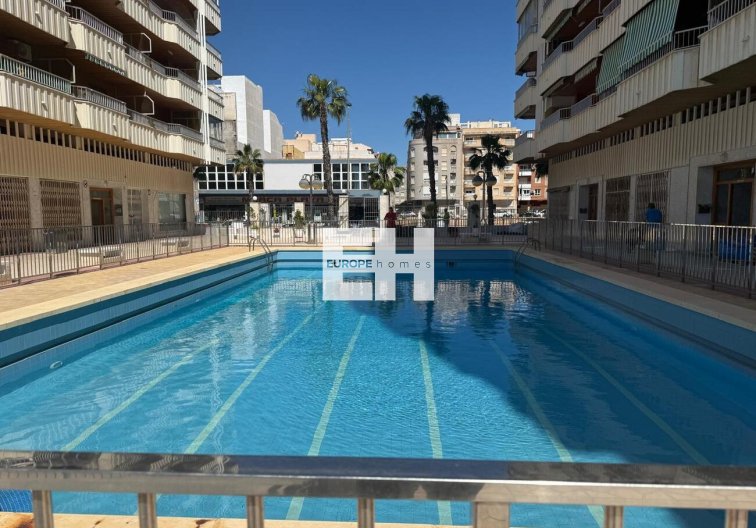 Appartement - Herverkoop - Torrevieja - Playa del Acequión
