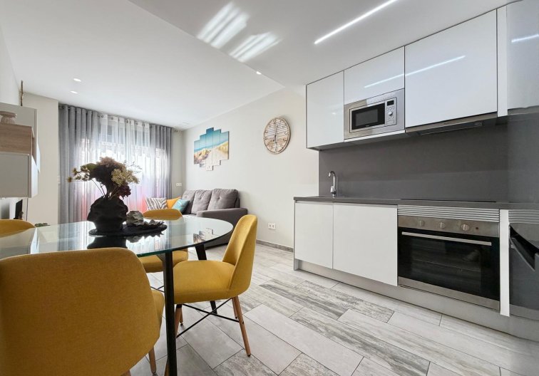 Appartement - Herverkoop - Torrevieja - Playa del Cura