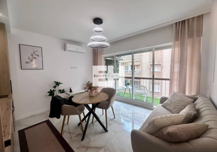 Appartement - Revente - Torrevieja - Estacion De Autobuses