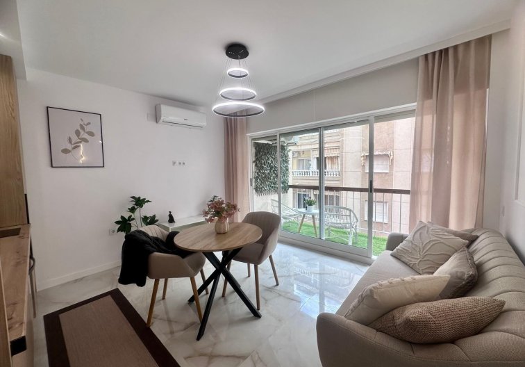 Appartement - Revente - Torrevieja - Estacion De Autobuses