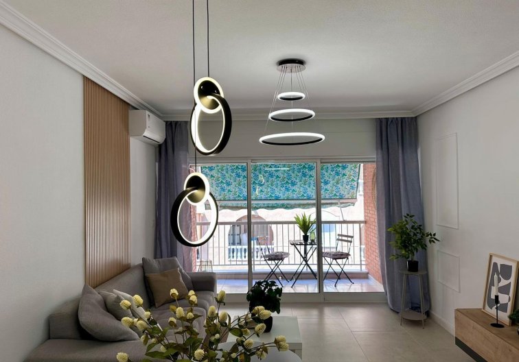 Appartement - Revente - Torrevieja - Estacion De Autobuses