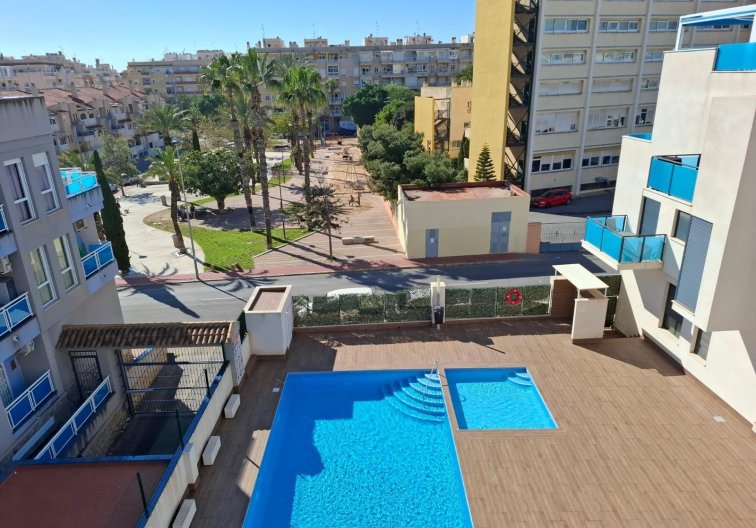 Appartement - Revente - Torrevieja - Estacion De Autobuses