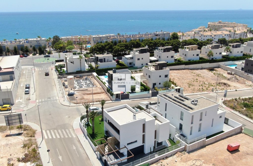 Construction Neuve - villa - Orihuela Costa - Campoamor