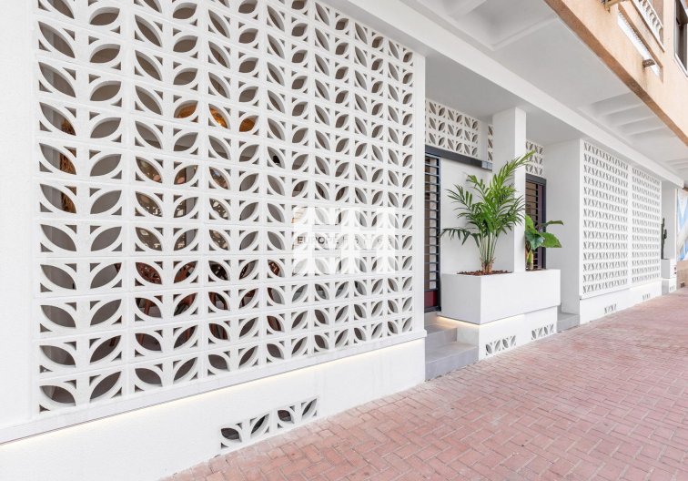 Ground floor apartment - Construction Neuve - Torrevieja - Playa Los Naufragos