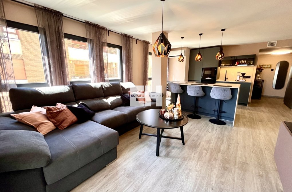 Herverkoop - Appartement - Almoradí - Inland