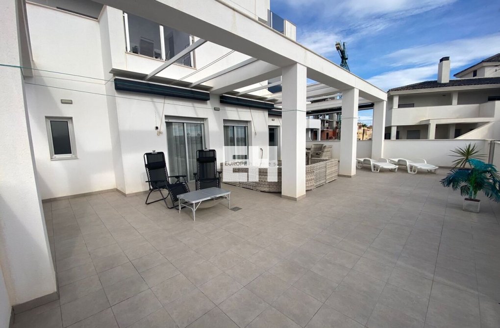 Herverkoop - Appartement - Dehesa de Campoamor - Las Filipinas