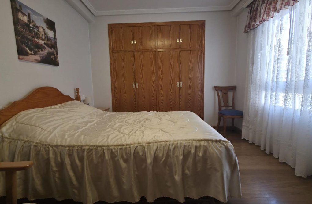 Herverkoop - Appartement - Torrevieja - Acequion