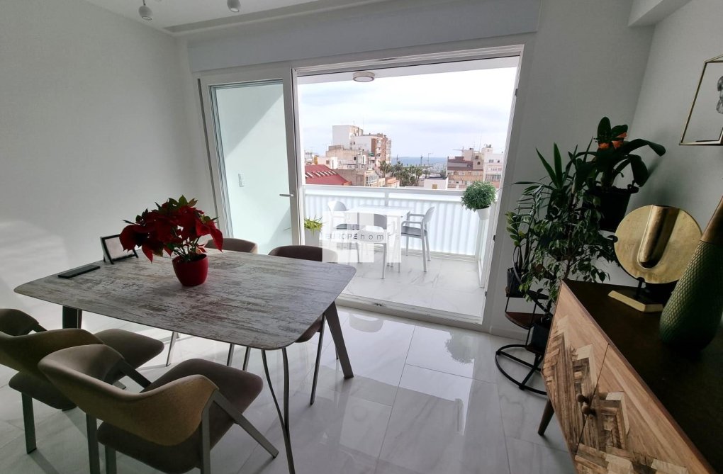 Herverkoop - Appartement - Torrevieja - Centro