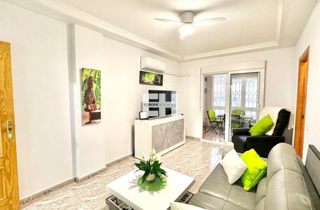 Herverkoop - Appartement - Torrevieja - Centro