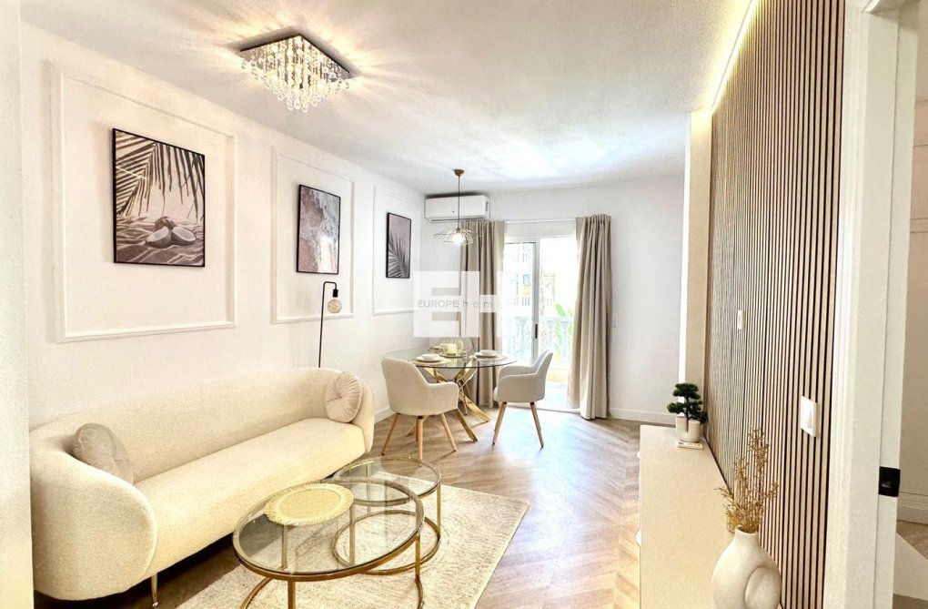 Herverkoop - Appartement - Torrevieja - Centro