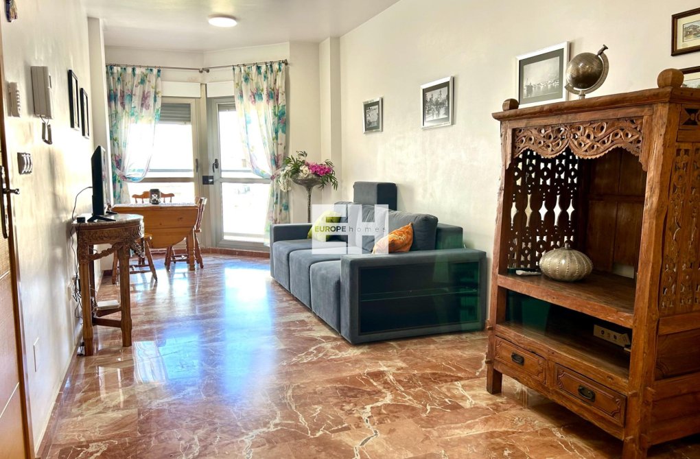 Herverkoop - Appartement - Torrevieja - Centro