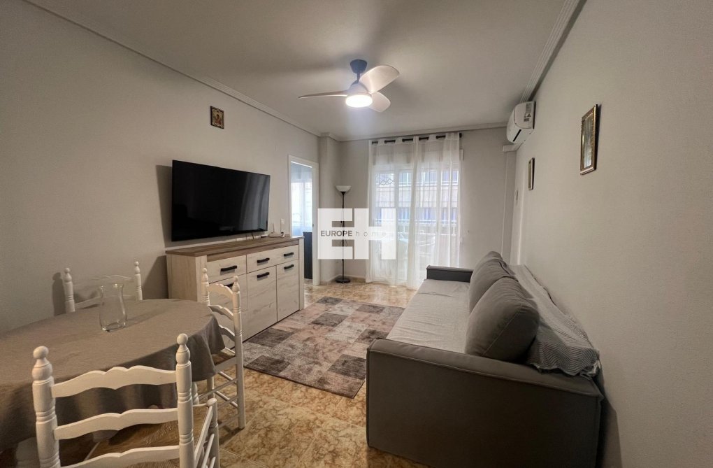 Herverkoop - Appartement - Torrevieja - Centro