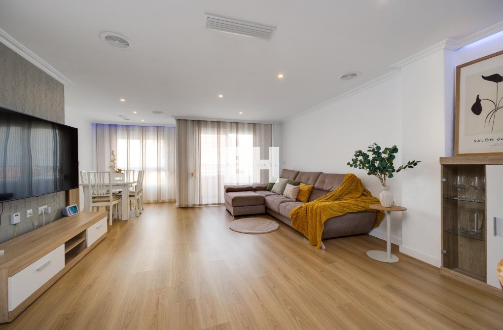 Herverkoop - Appartement - Torrevieja - Centro