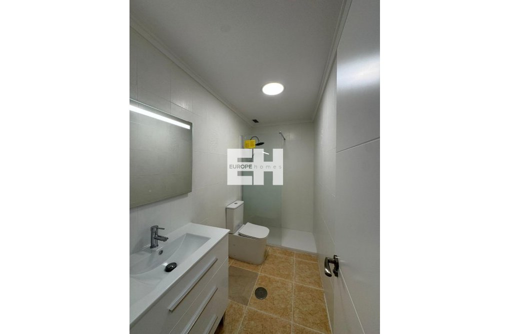 Herverkoop - Appartement - Torrevieja - Centro