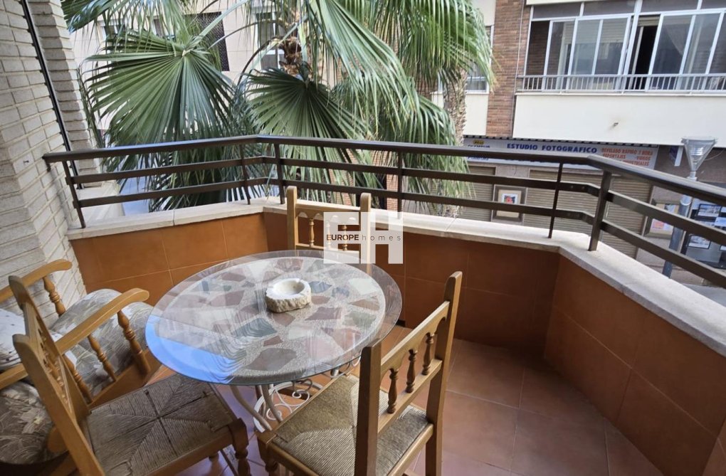 Herverkoop - Appartement - Torrevieja - Centro